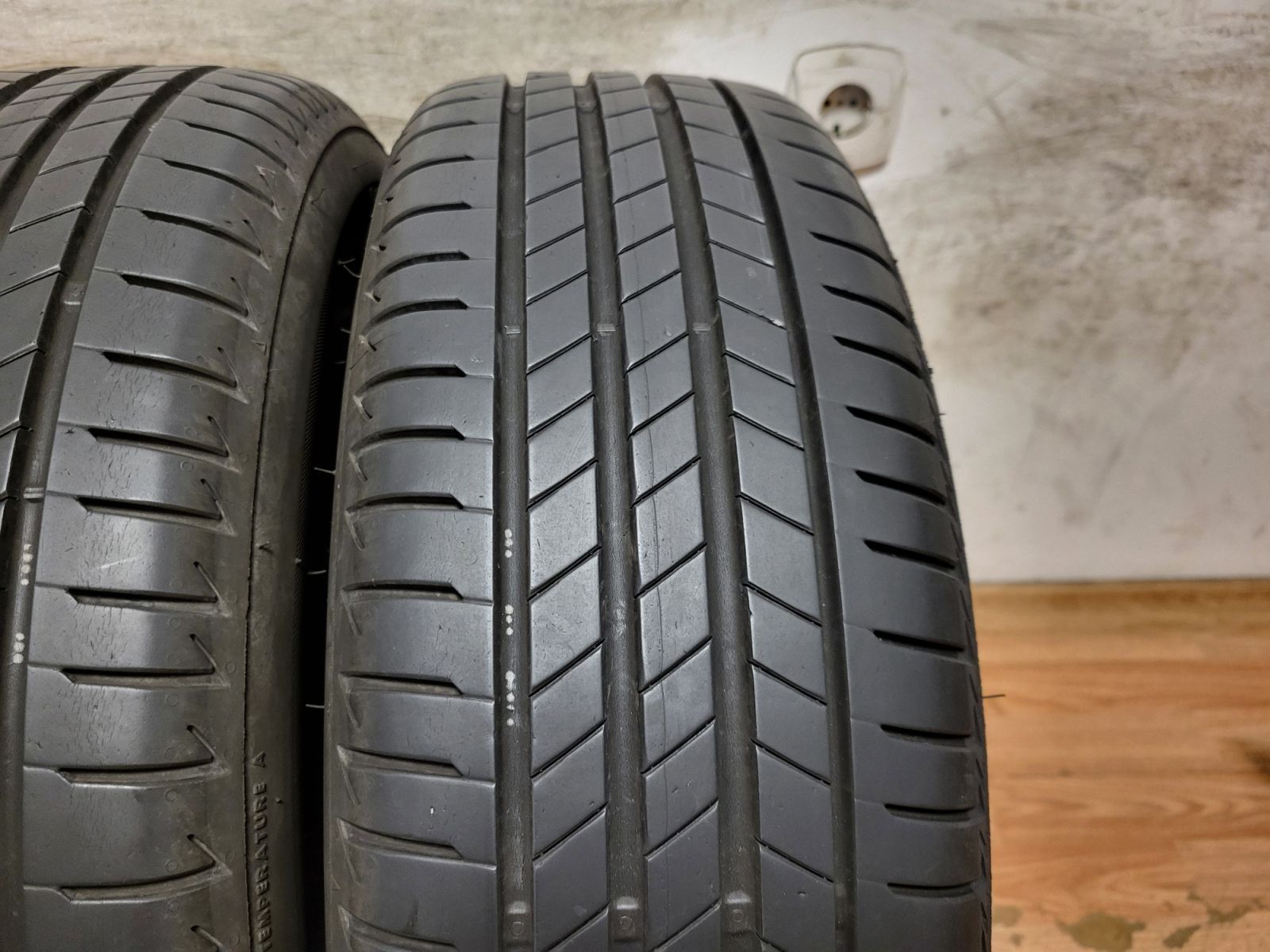 2 бр. 185/65/15 Bridgestone / летни гуми