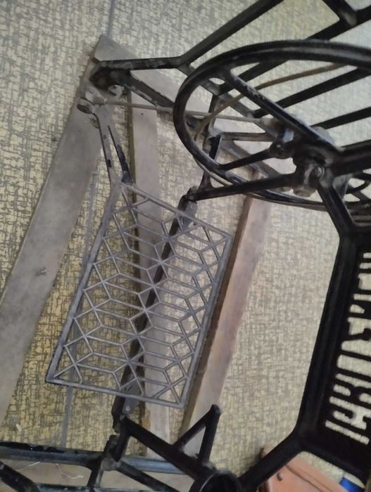 колекционерска ръчна немска шевна машина  Gritzner