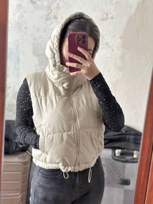 Продам верхнюю одежду