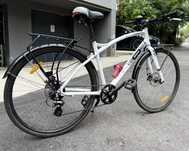 Bicicleta Pegas Hoinar 1 / 8s 28" cu dublu portbagaj.