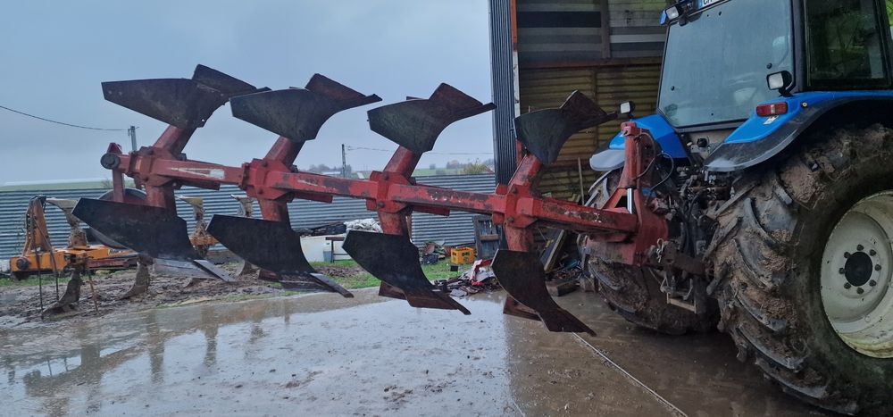 Plug NAUD 3+1 Impecabil