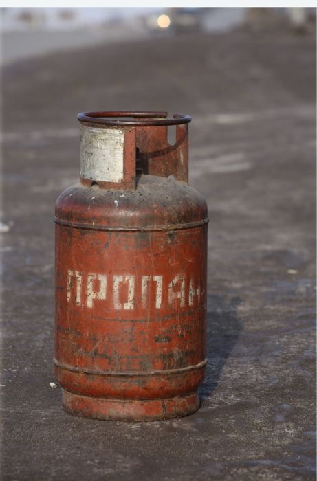 Продам газовый баллон 27 литров