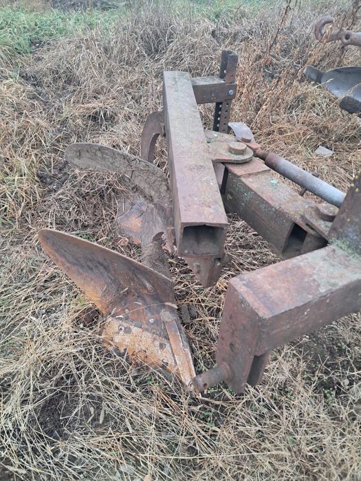 Plug romanesc cu 2 cormane