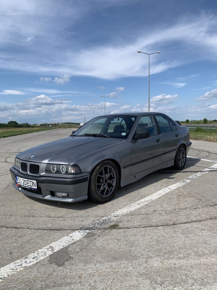 De vanzare Bmw e36 sedan 1.8