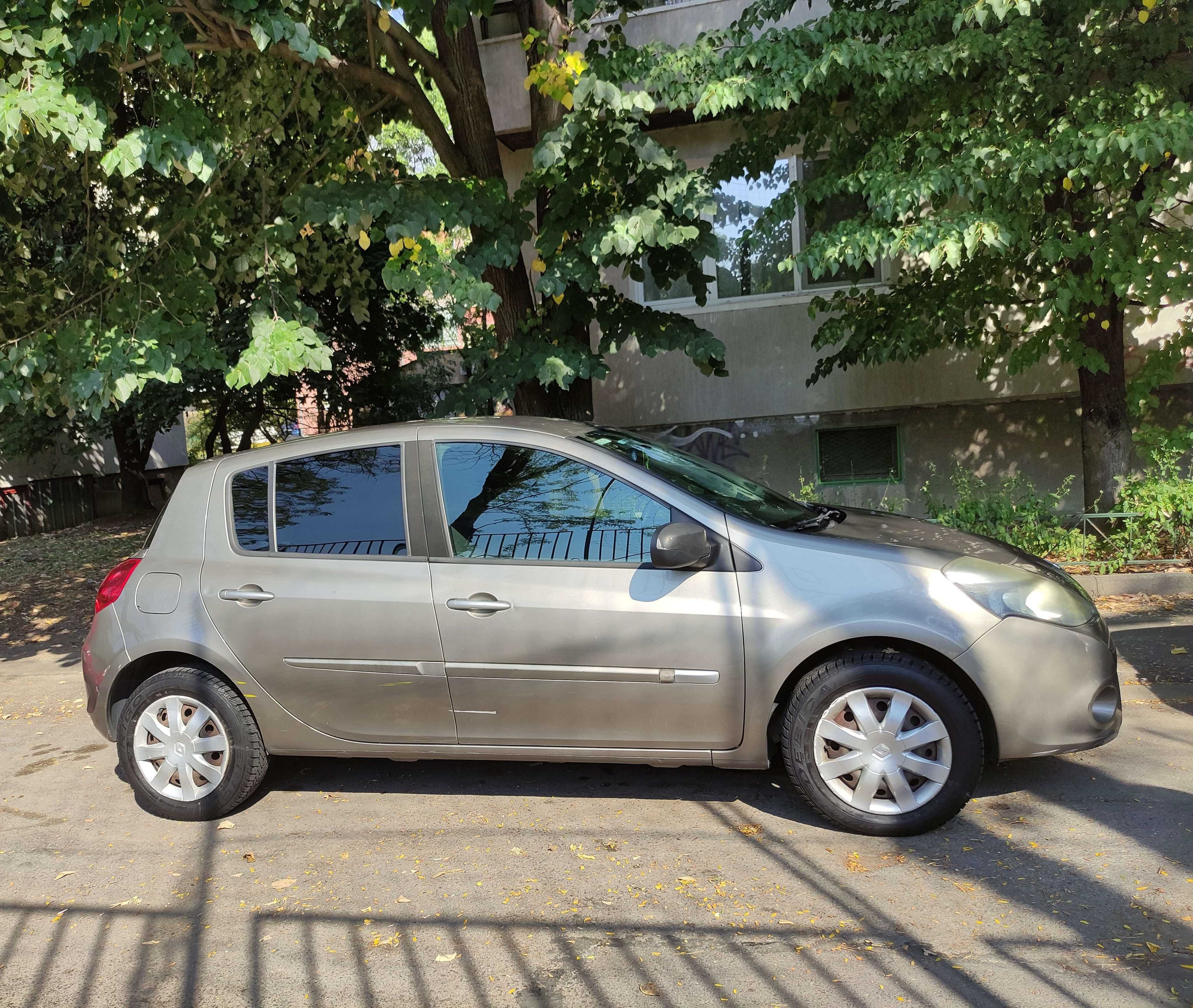 Renault Clio 3 2011 дизел