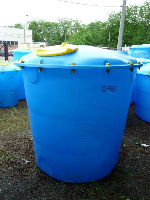 Ёмкость цилиндрическая вертикальная со съемной крышкой для воды 7500л