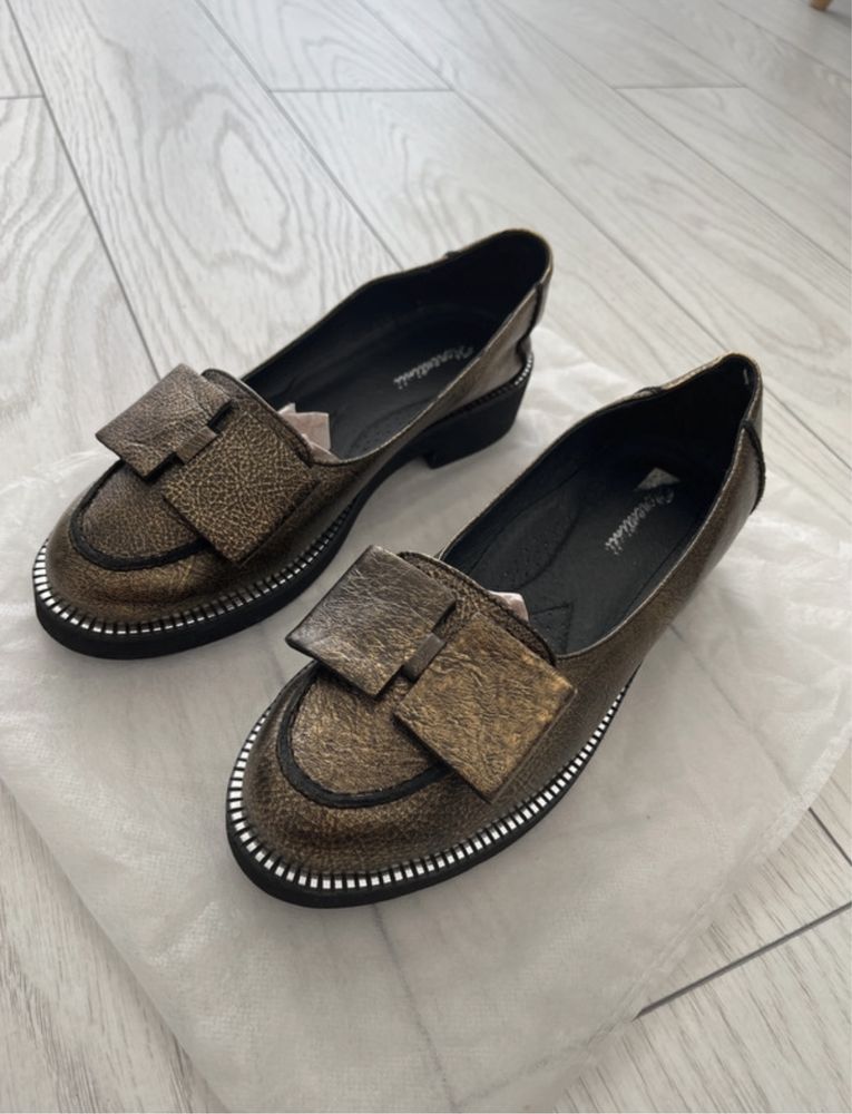Pantofi/mocasini