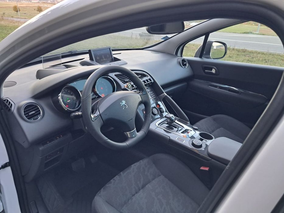 Vand Peugeot 3008 hibrid