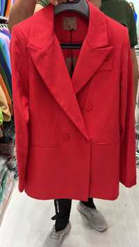 Пиджак красный новый