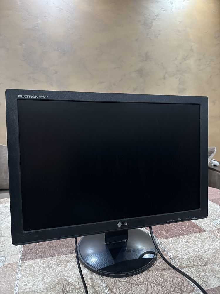 Монитор LG W2241ST- 22” LCD