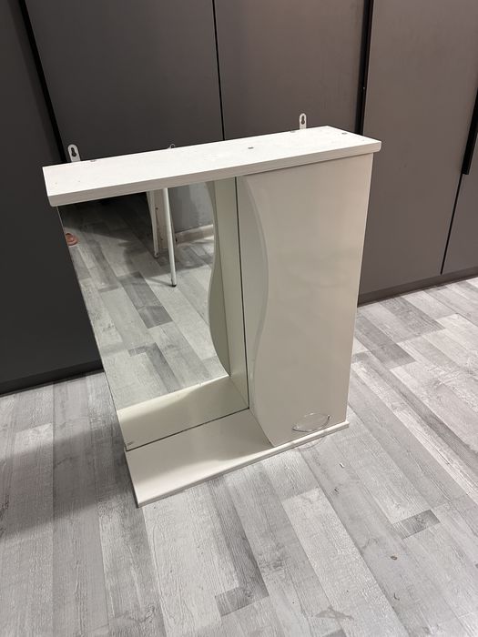 Продам шкафчик в ванную