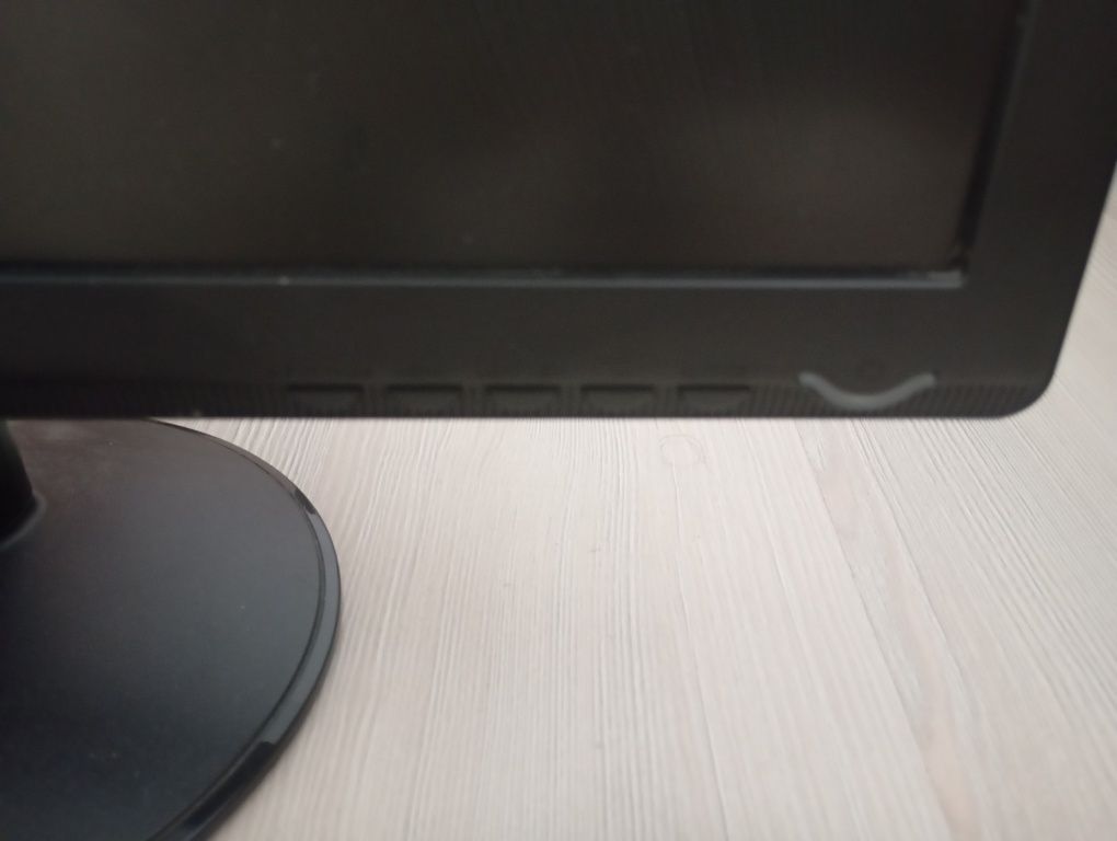 Monitor LG in stare ne foarte bună