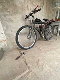 Bicicleta cu motor