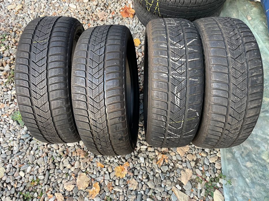 4 anvelope iarna Pirelli  205/50/17 2021
