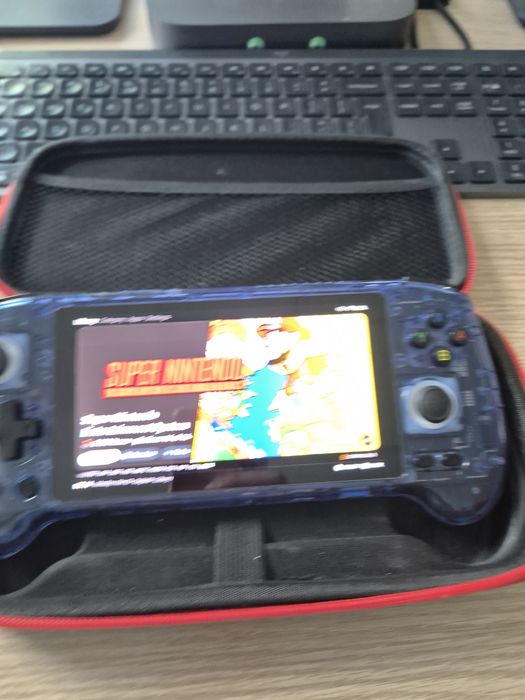 Anbernic RG556 nintendo, playstation emulator