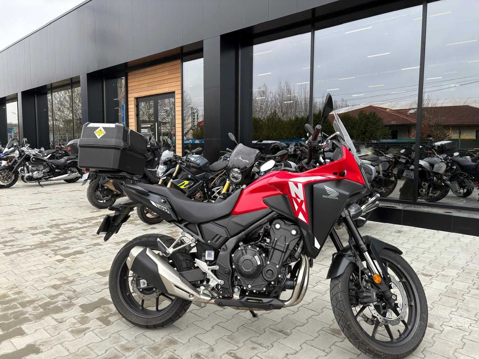 Inchiriez moto Honda 500X