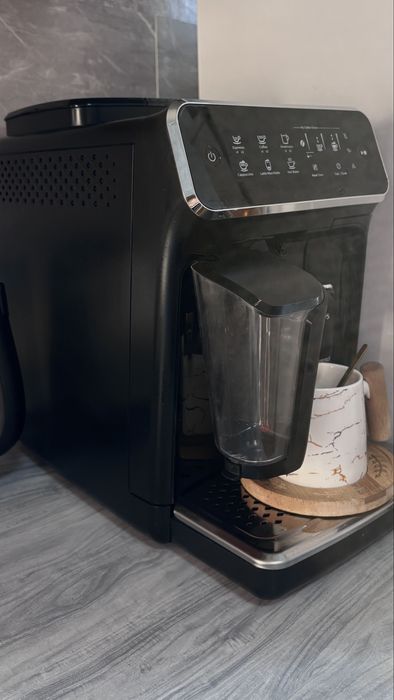 Продам кофемашину Philips