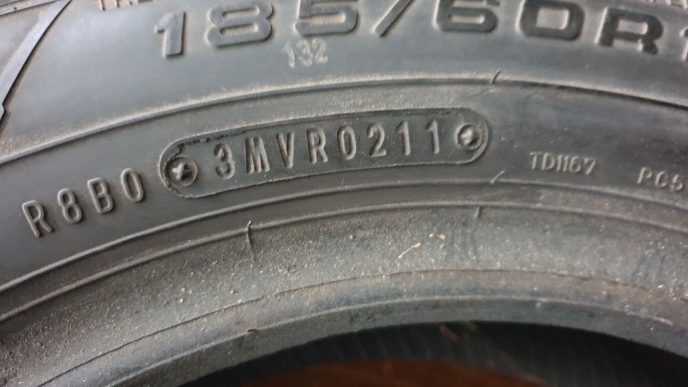 Гума 185 60 14 дънлоп