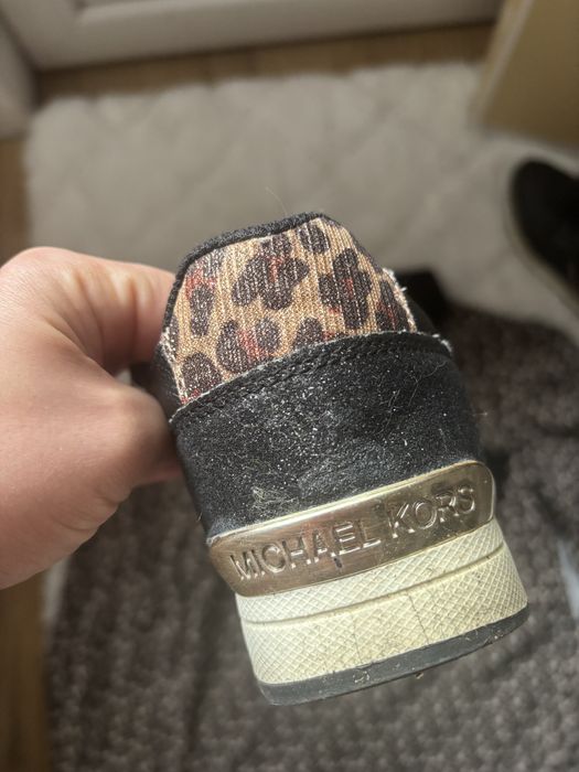 Маратонки Michael Kors 35 номер