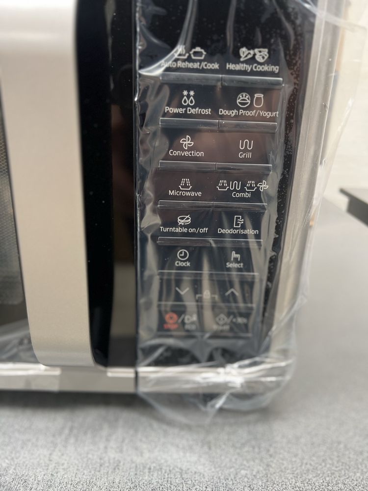 Микровълнова фурна с грил Samsung SmartOven ,28L, 900W