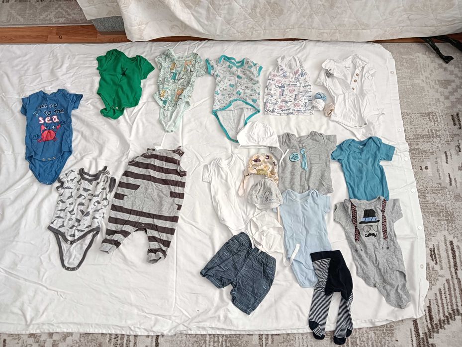 Hainute băiețel mărimea 62-68