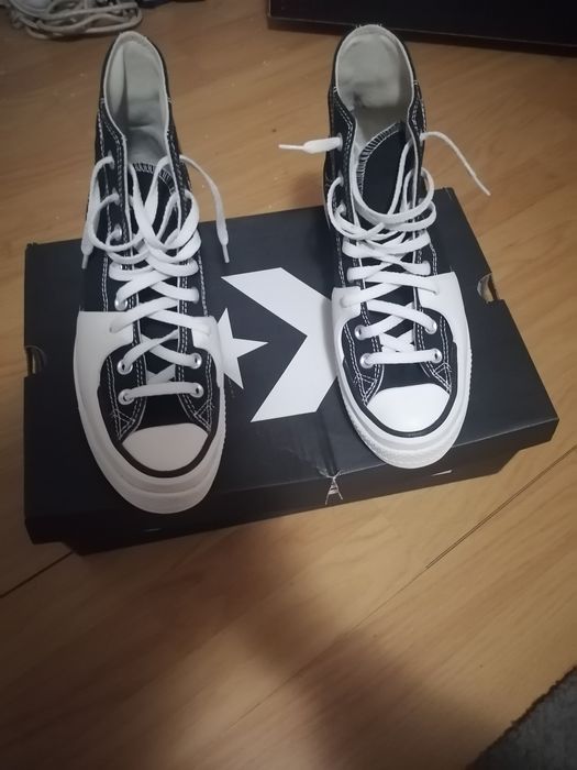 Vând Converse mar 43