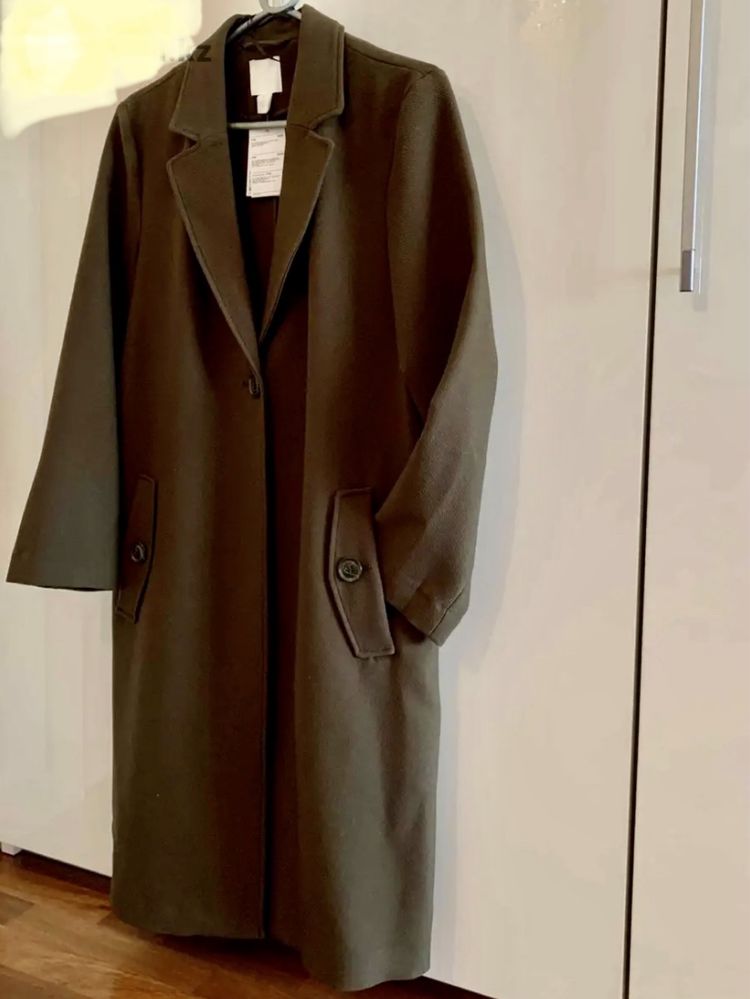 Новое женское пальто H&M.