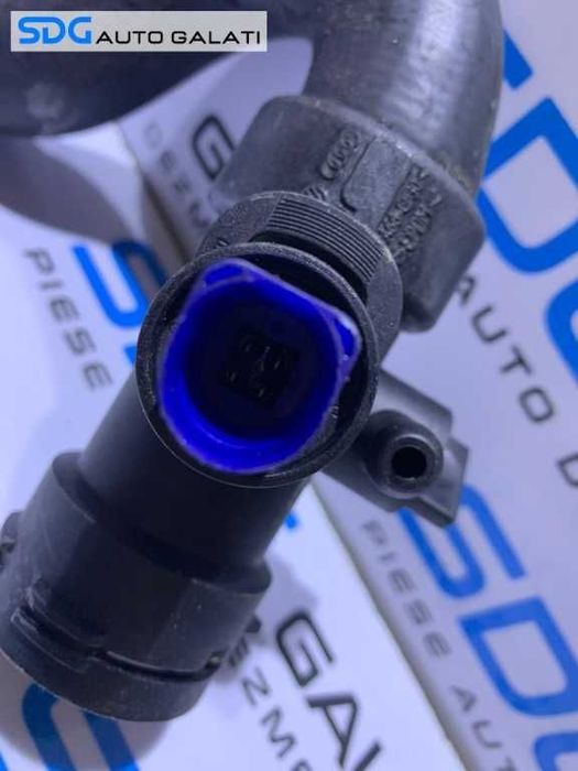 Furtun Conducta Traseu Apa Lichid Racire Motor Antigel cu Senzor Temperatura Audi A4 B5 2.5 TDI V6 AFB AKN 1998 - 2001 Cod 4B0121049D
