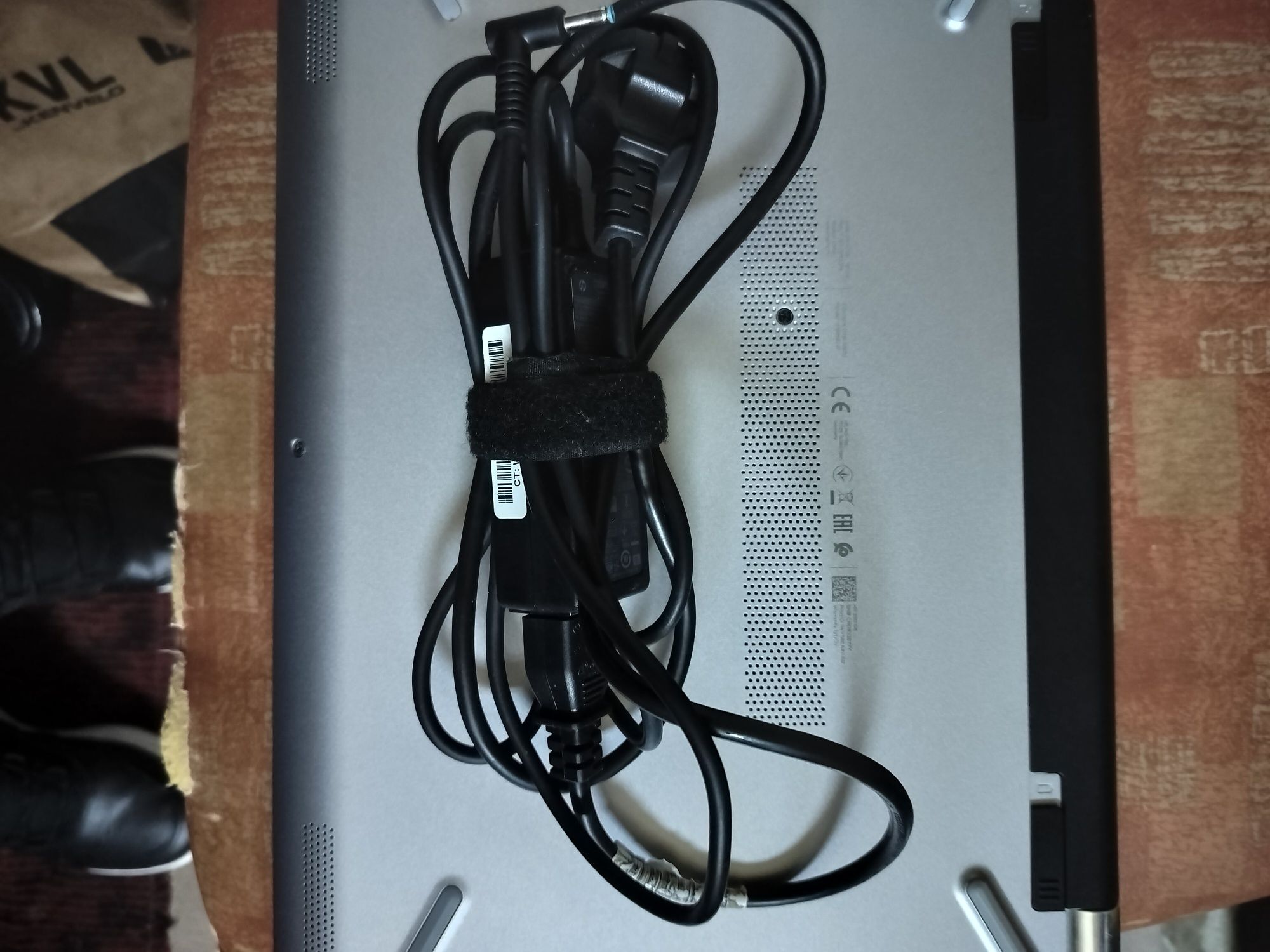 Laptop Hp 250 G6 ( i5 gen 7 ,8 gb ddr4 ssd)