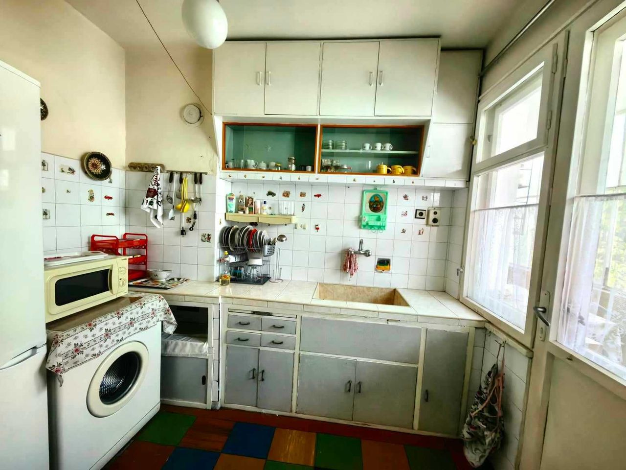 Продава се Многостаен апартамент в Разград, Център - 92 кв.м за 1359 €/кв.м - Снимка #2