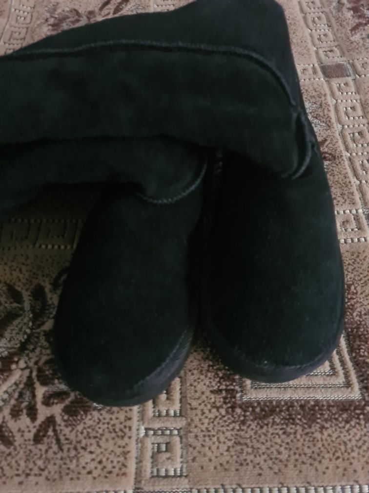 Vand Ghete Skechers noi