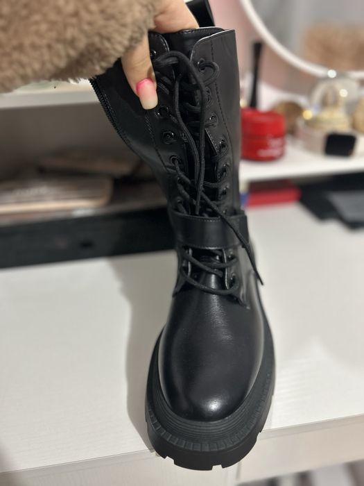 Ghete noi noute combat Seastar – mărimea 38