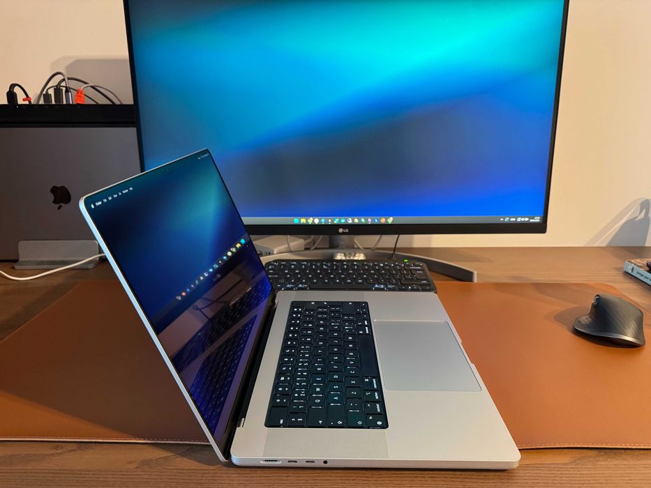 Laptop Apple MacBook Pro 16, M1 Pro,  16 GB RAM, 512 GB SSD, Garantie