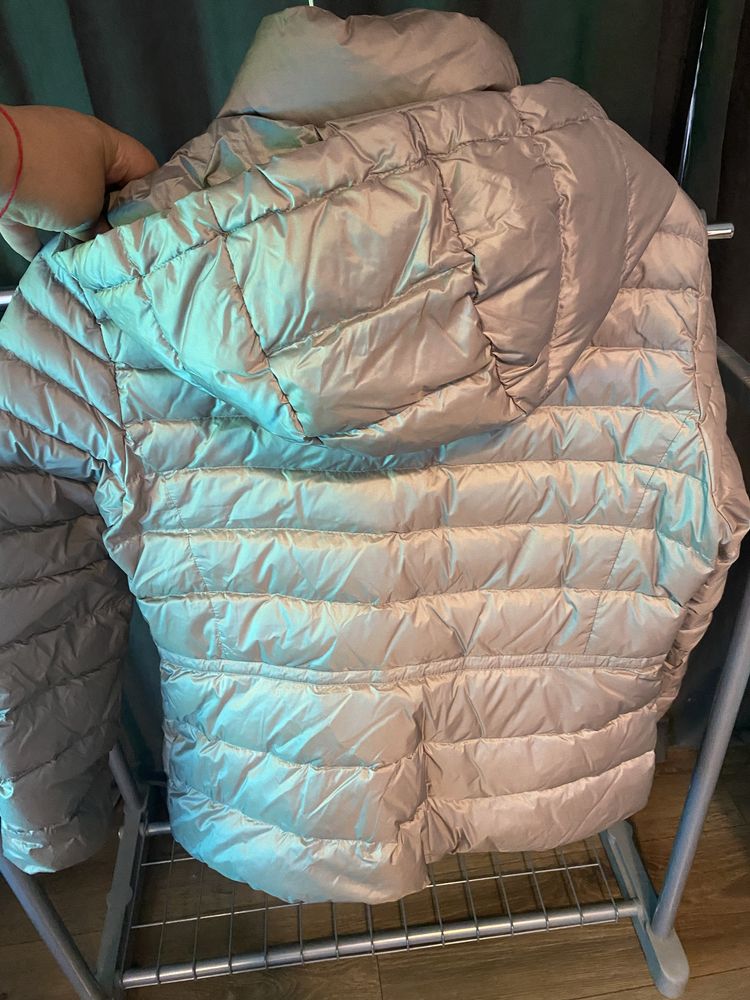 Уникално олекотено якенце на Massimo Dutti
