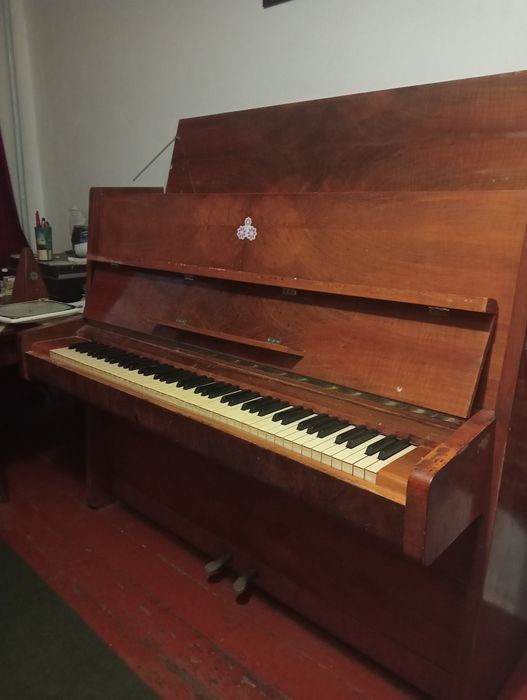 Продам Пианино Riga