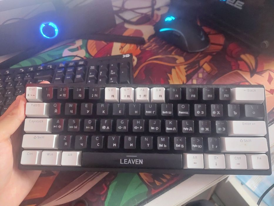 Механическая клавиатура LEAVEN K620 черный