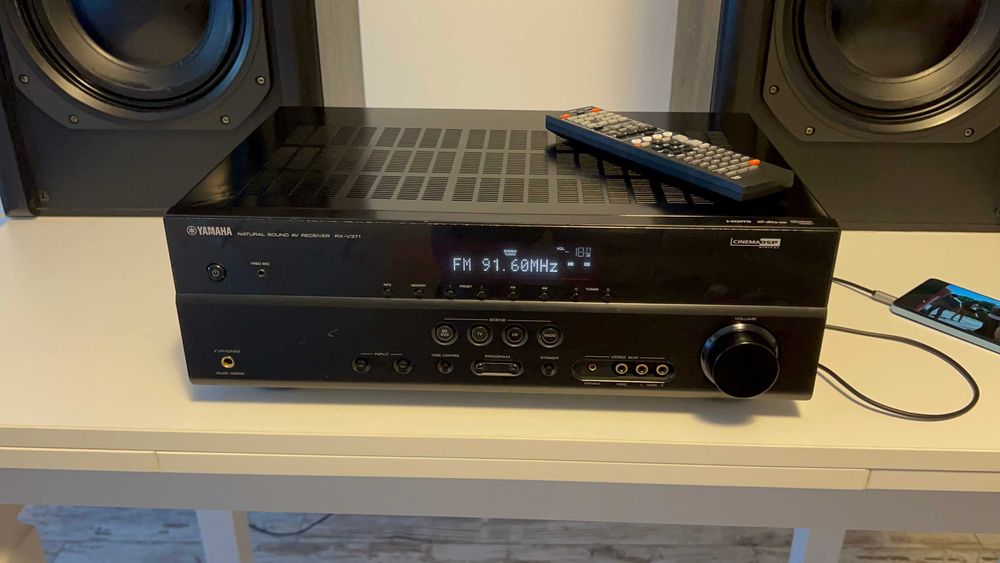 Amplificator Yamaha 5 x 100 W RMS Putere, Model RX-V371 , Video