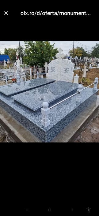 Monumente funerare diferite modele