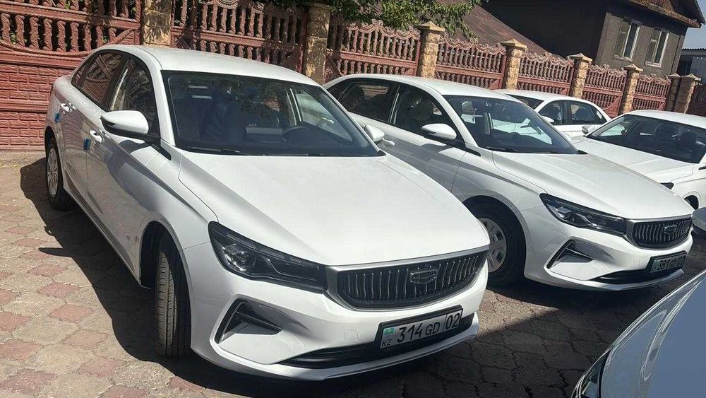 Аренда авто 24\7 под такси Geely Emgrand2025