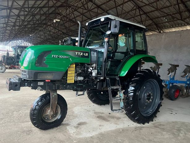 TTZ-100HC traktor