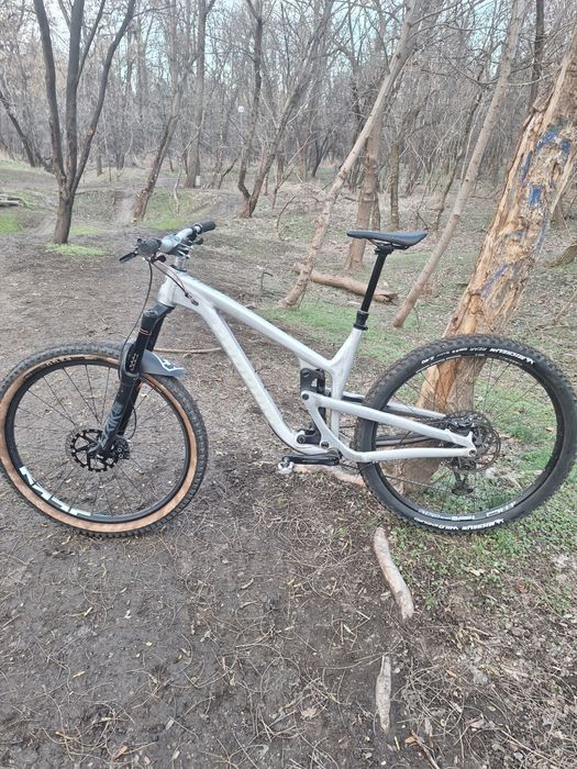 Продавам спешно propain Tyee al 5 2022!