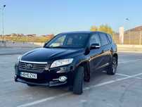 Toyota RAV4, an 2012, motor 2.2 diesel, cutie manuală
