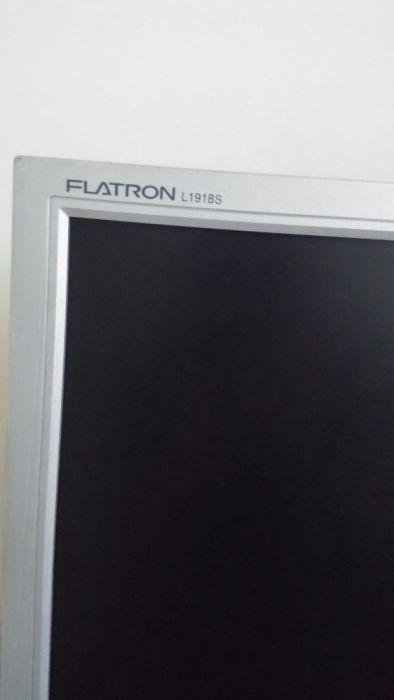 Vand monitor LCD LG FLATRON L1918S