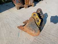 Cupa 23 cm miniexcavator 1.5 1.8 tone