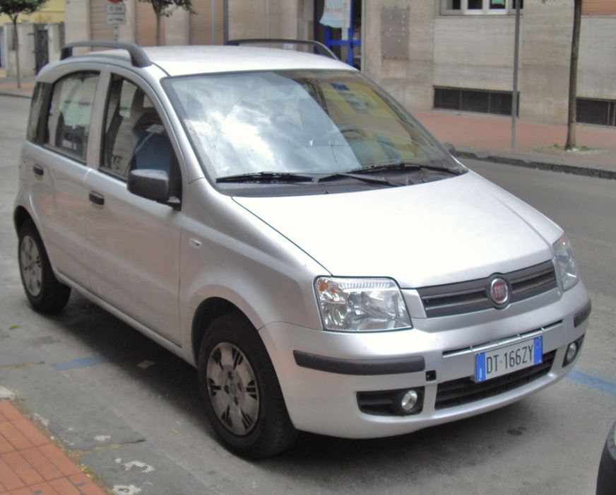 Dezmembrez Fiat Panda 1.2 benzina 2008