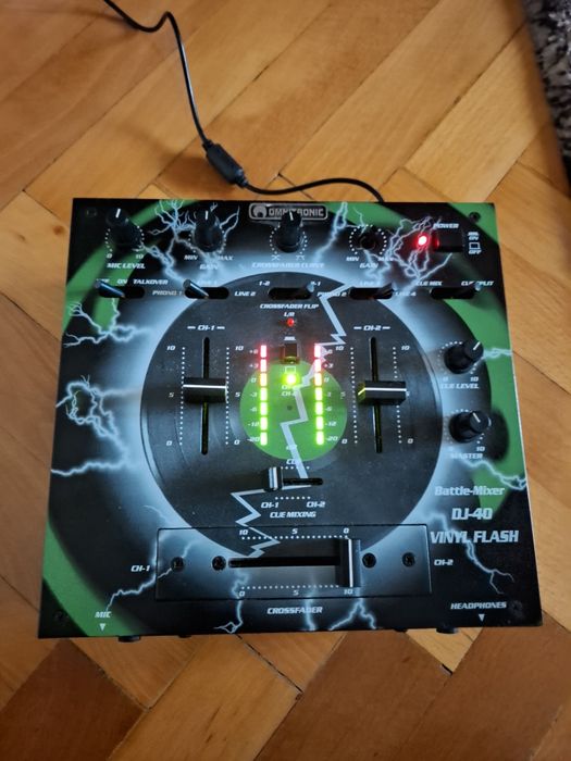 Mixer Omnitronic DJ-40 compact