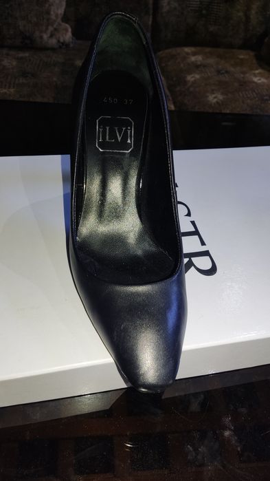 Женские туфли 37 размер