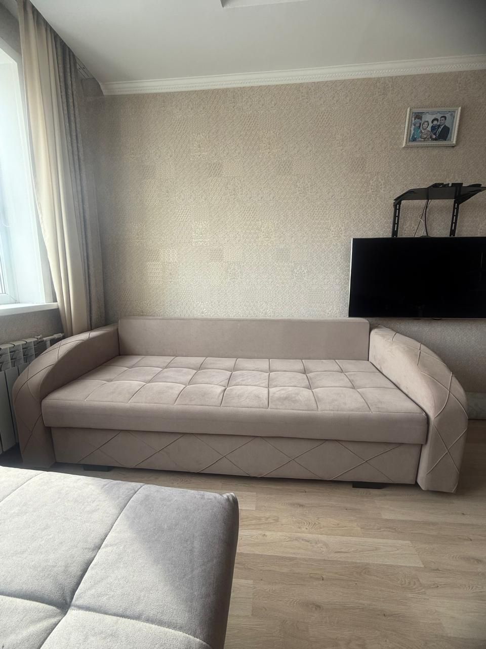 Продам диван в отличном состоянии