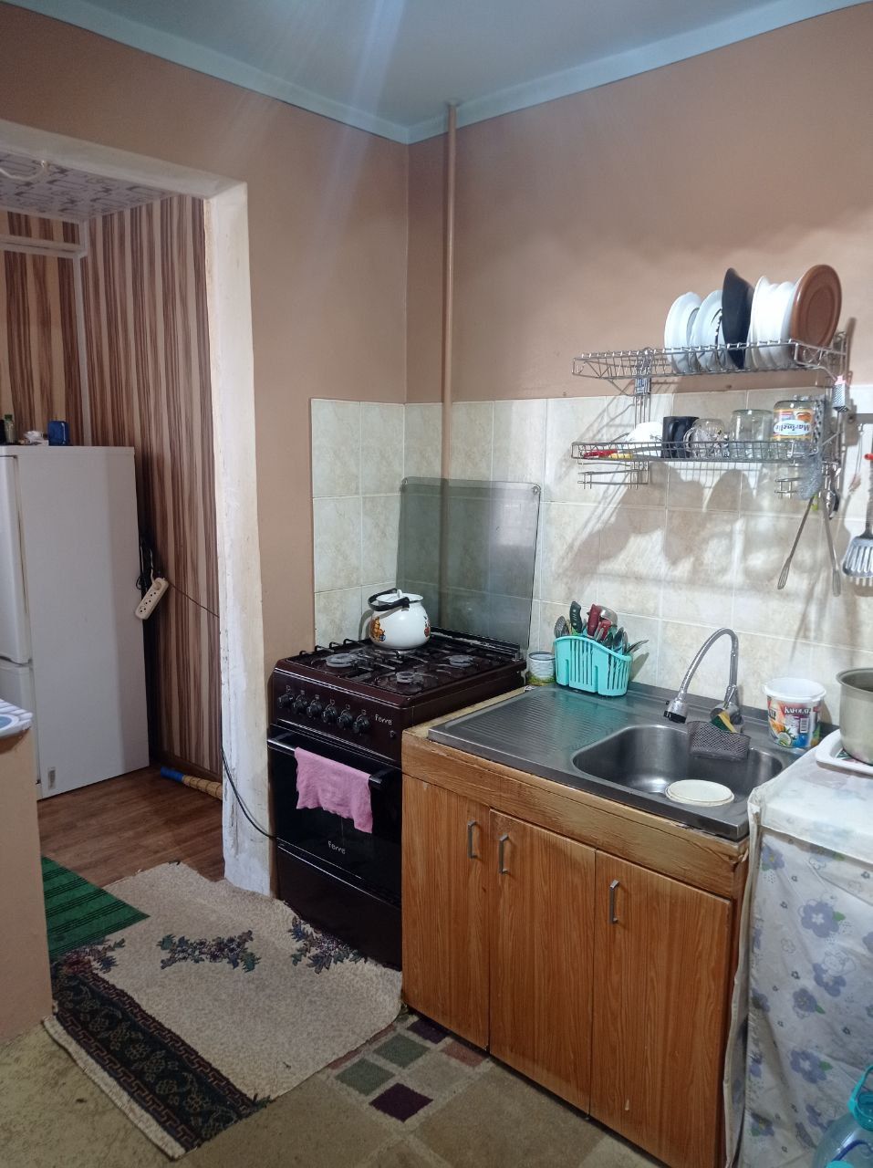 Продаётся 2 ком 1 этаж  квартира аранча галаба, или обмен
