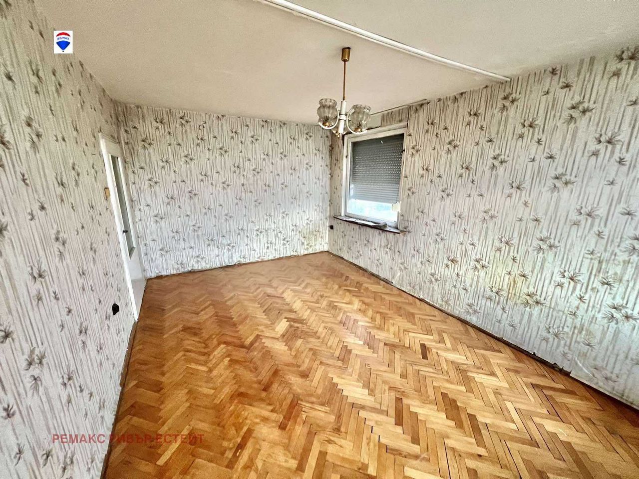 Продава се Двустаен апартамент в Русе, Здравец - 73 кв.м за 753 €/кв.м - Снимка #1